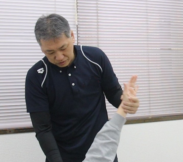 肩のコンディショニングの様子